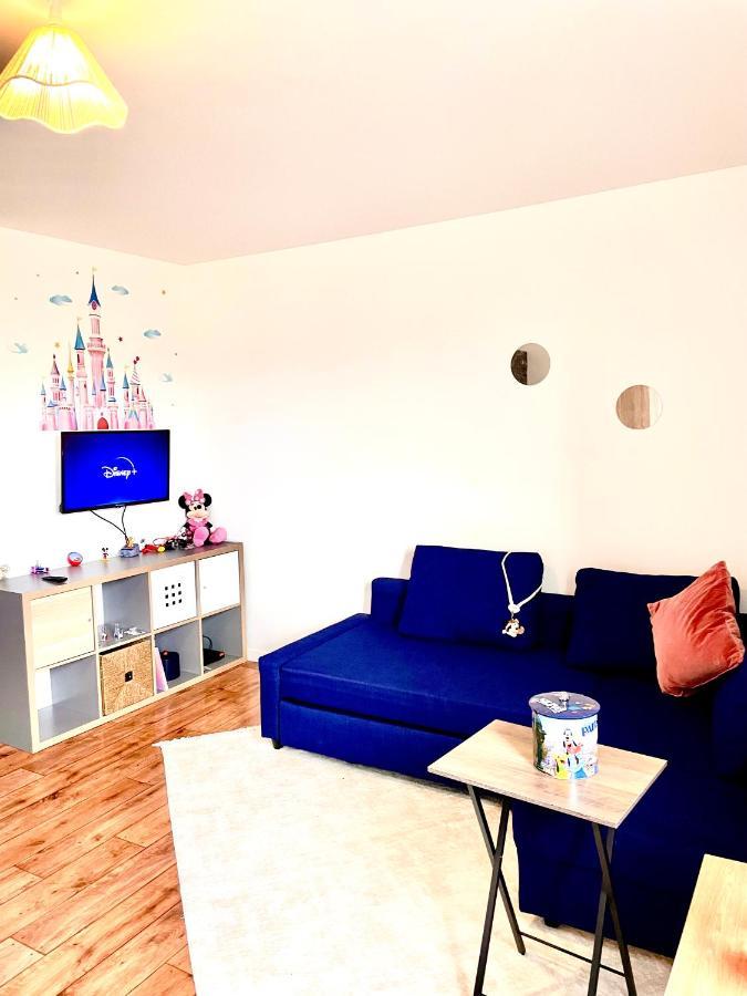 5 Min From Disneyland Cozy Retreat Apartment Montevrain Exterior photo